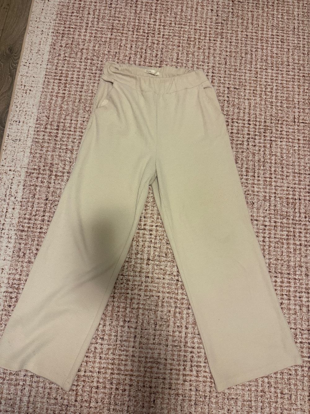 Oak + Fort Beige Ribbed Wide-Leg Pants — Size XS